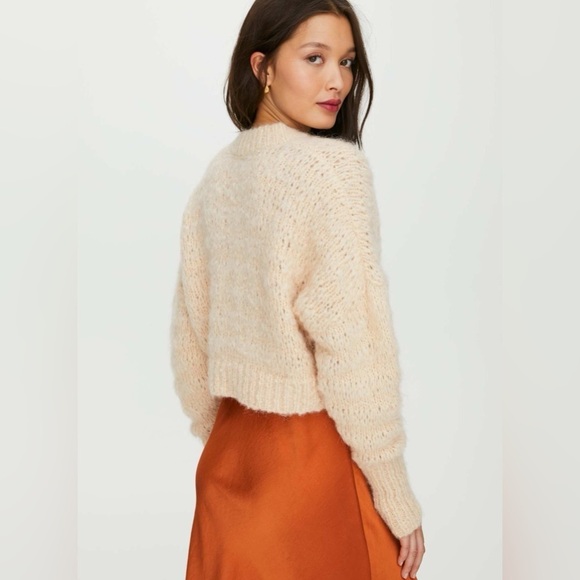 Aritzia Wilfred Lune Alpaca Sweater- Cropped Crewneck Neutral Sweater- Medium - Picture 3 of 13